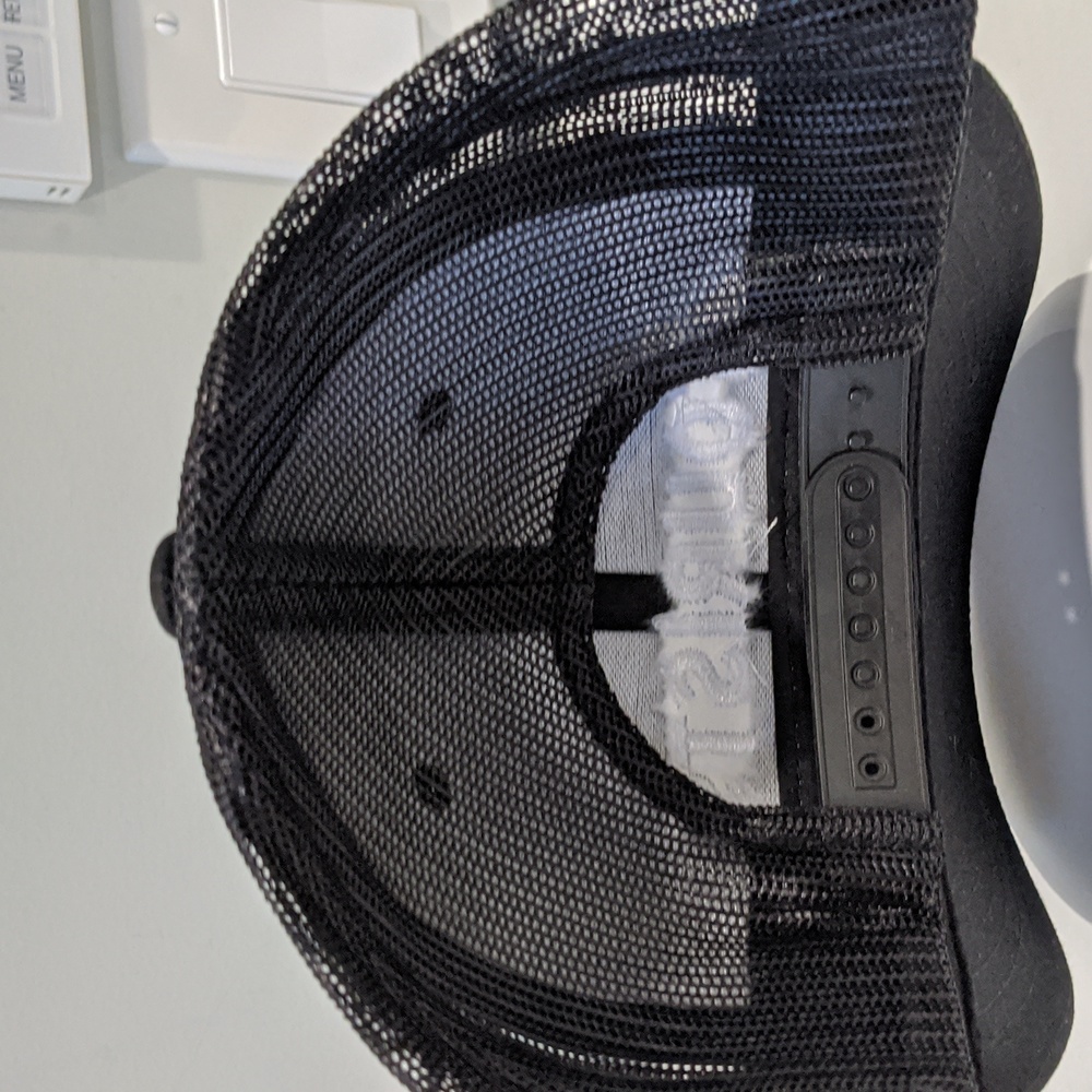 Brand new unworn unisex black Tourists snapback hat - Picture 3 of 4